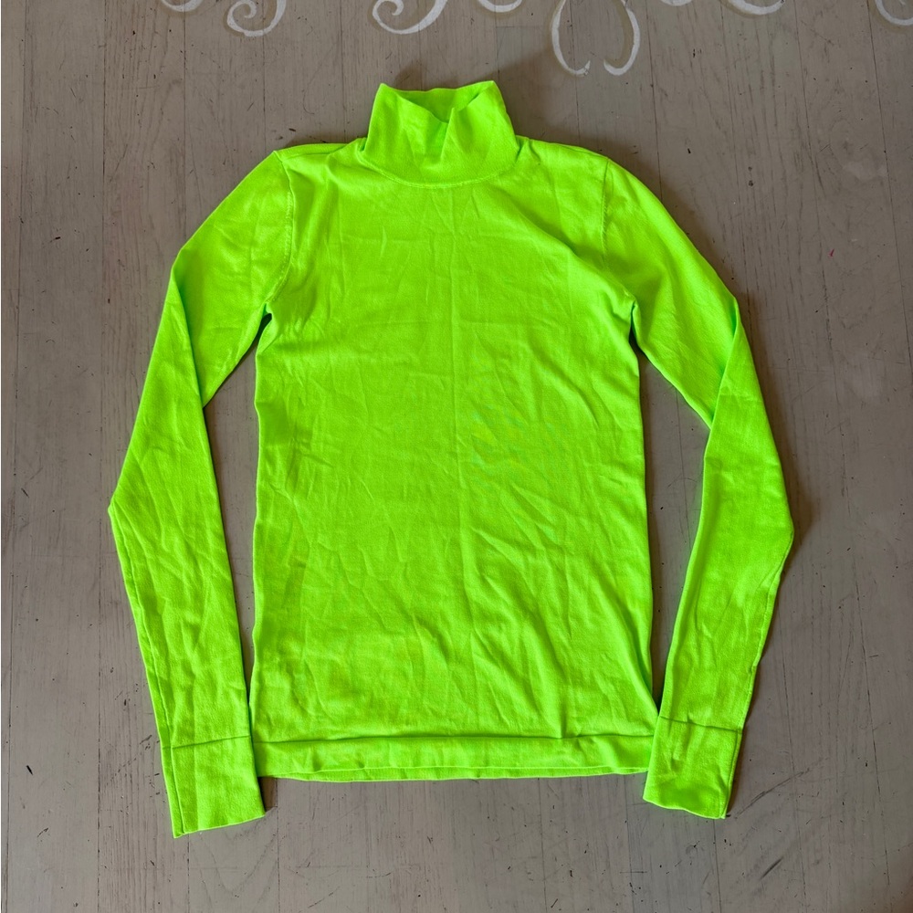 Les Rêveries Neon Green Turtleneck